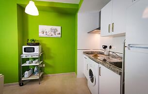 Holidays2Malaga Juan de Mena Apartments