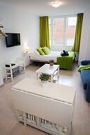 Holidays2Malaga Juan de Mena Apartments