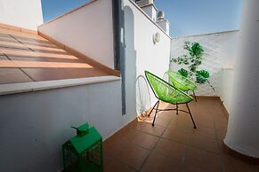 Holidays2Malaga Juan de Mena Apartments