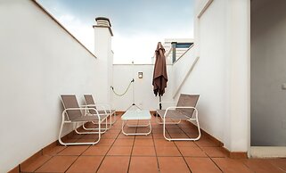 Holidays2Malaga Juan de Mena Apartments