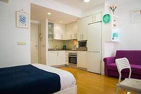 Holidays2Malaga Juan de Mena Apartments