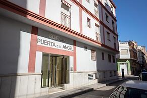 Holidays2Malaga Juan de Mena Apartments