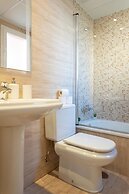 Holidays2Malaga Juan de Mena Apartments