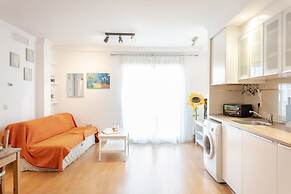 Holidays2Malaga Juan de Mena Apartments