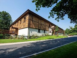 Warwick Castle Hotel and Knight's Village