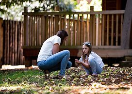 Warwick Castle Hotel and Knight's Village