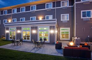 GrandStay Hotel and Suites