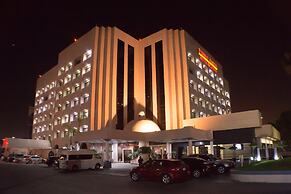 Hotel Pueblo Amigo Plaza & Casino