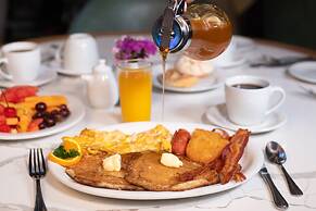 Hotel Pueblo Amigo Plaza & Casino