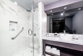 Hotel Pueblo Amigo Plaza & Casino