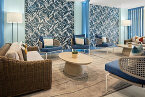 Courtyard by Marriott Nassau Downtown/Junkanoo Beach