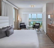 Courtyard by Marriott Nassau Downtown/Junkanoo Beach