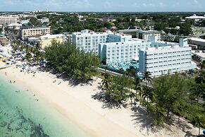 Courtyard by Marriott Nassau Downtown/Junkanoo Beach