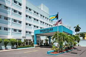 Courtyard by Marriott Nassau Downtown/Junkanoo Beach