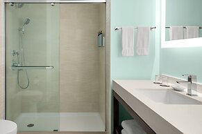 Courtyard by Marriott Nassau Downtown/Junkanoo Beach