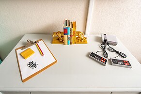 Hotel McCoy - Art, Coffee, Beer, Wine