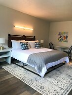 Hotel McCoy - Art, Coffee, Beer, Wine