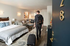 Hotel McCoy - Art, Coffee, Beer, Wine