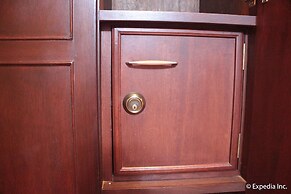 Vista Marina Hotel and Resort