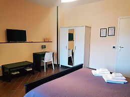 Airport Rooms Bari
