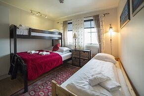 Mary-Ann's Polarrigg