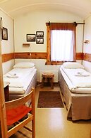 Mary-Ann's Polarrigg