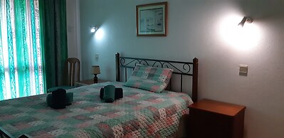 Jeannies Oura Estrela Apartamentos