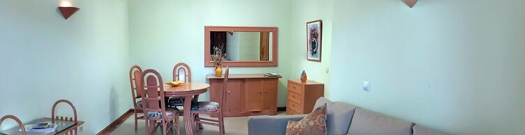 Jeannies Oura Estrela Apartamentos