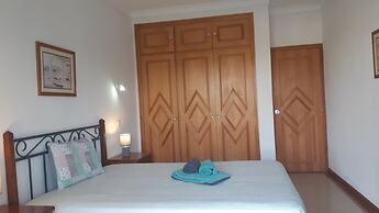 Jeannies Oura Estrela Apartamentos