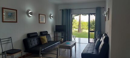 Jeannies Oura Estrela Apartamentos