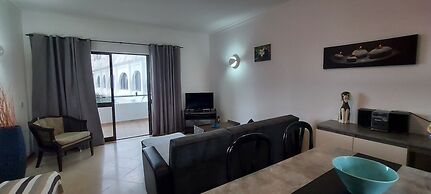 Jeannies Oura Estrela Apartamentos