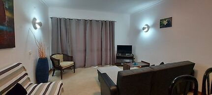 Jeannies Oura Estrela Apartamentos