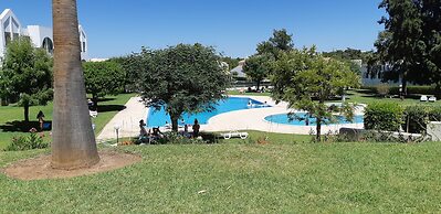 Jeannies Oura Estrela Apartamentos