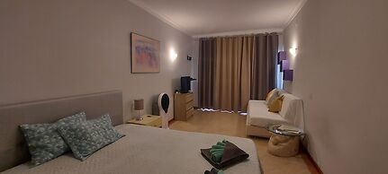 Jeannies Oura Estrela Apartamentos