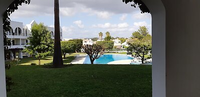 Jeannies Oura Estrela Apartamentos