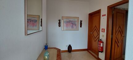 Jeannies Oura Estrela Apartamentos