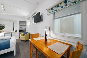 Benson House & Benson Lodge