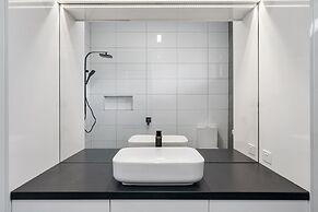 Benson House & Benson Lodge