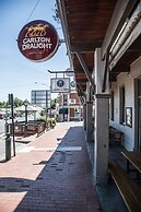 Corner Hotel Alexandra