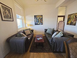 Corner Hotel Alexandra