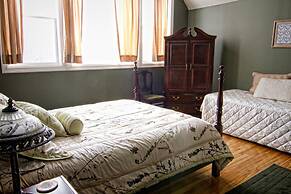 Ye Olde Argyler Lodge