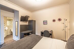 Petit Hôtel Café Krieghoff