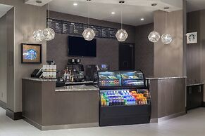 Courtyard by Marriott Edgewater NYC Area