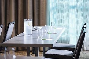 Courtyard by Marriott Edgewater NYC Area