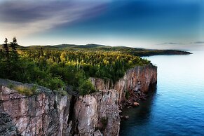 Courtyard by Marriott Edgewater NYC Area