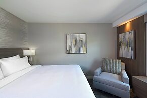 Courtyard by Marriott Edgewater NYC Area