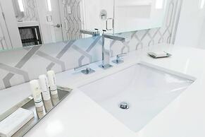 Courtyard by Marriott Edgewater NYC Area