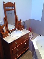 Redwing Shearer's Quarters