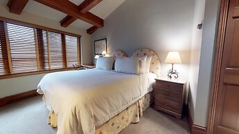 Christiania Condos - CoralTree Residence Collection