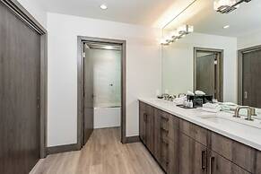 Christiania Condos - CoralTree Residence Collection